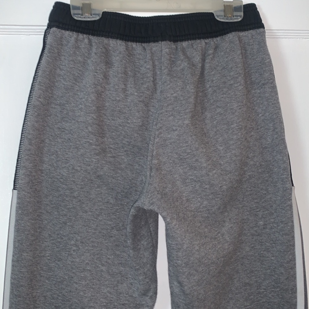 Adidas Gray Sweatpants w/Three-Stripe Design Medium 11/12 EUC - Picture 5 of 11